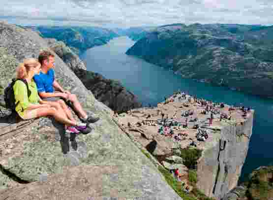 Fjord Norge & Preikestolen