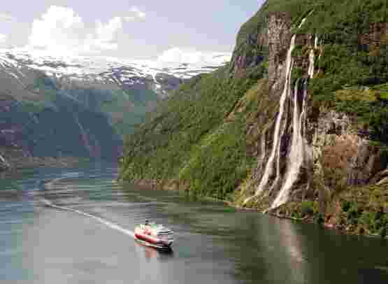 Fjordar och Hurtigruten